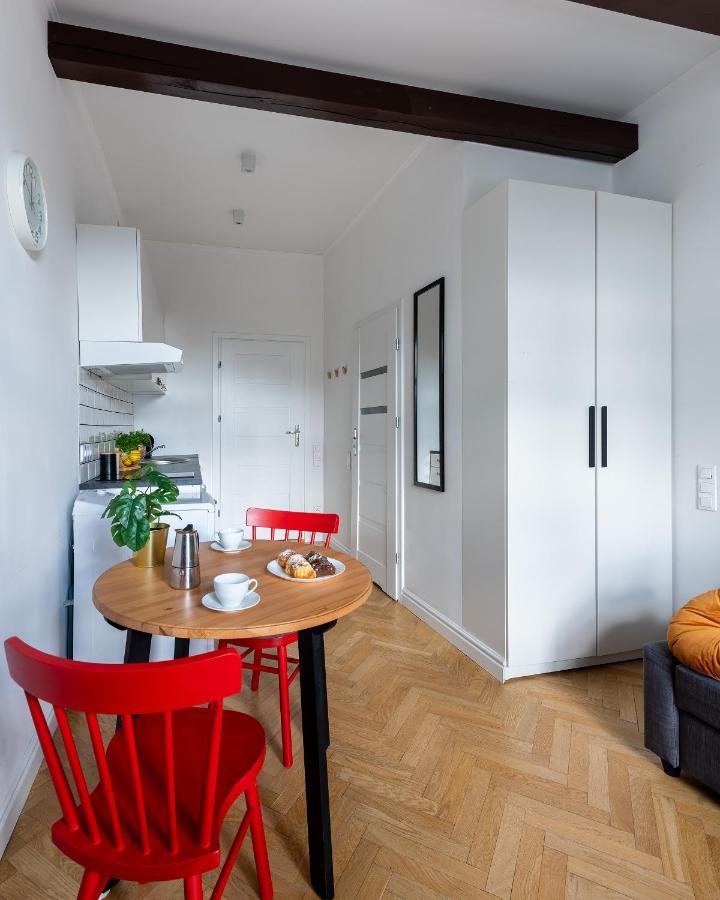Wspolna 54A - Red - Good Apartments Варшава Экстерьер фото
